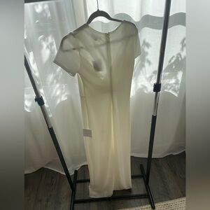 Lulu’s Medium Scoop Neck Eternal Elegance Dress